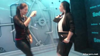 Wet Dancing For The Fans Screencap 3 on www.sinx.com