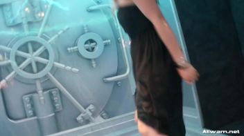 Wet Dancing For The Fans Screencap 50 on www.sinx.com