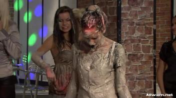 No Angels In This Mud Pit! Screencap 9 on www.sinx.com
