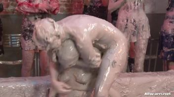 Eurobabe Cheetah Rolls Around In The Mud Screencap 64 on www.sinx.com