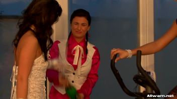 Three Ladies in One Pool Screencap 14 on www.sinx.com