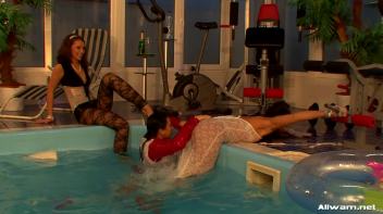 Three Ladies in One Pool Screencap 27 on www.sinx.com