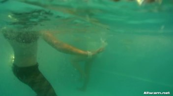 Three Ladies in One Pool Screencap 54 on www.sinx.com