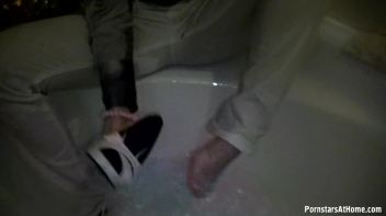 Get Cozy With Morgan In The Tub Screencap 25 on www.sinx.com