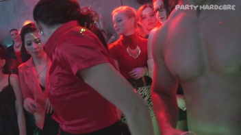 Party Hardcore Gone Crazy Vol. 24 Part 1 - Cam 3 Screencap 51 on www.sinx.com