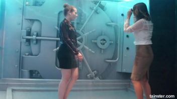 Chicks with big wet tits Screencap 49 on www.sinx.com