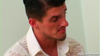 Gettin' Soaked to the Bone! Screencap 10 on www.sinx.com