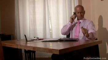 Full Service Secretaries Screencap 2 on www.sinx.com