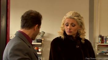 A Seductive Occasion Screencap 2 on www.sinx.com