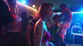 Party Hardcore Gone Crazy Vol. 39 Single Cut: Part 3 - Cam 3 Screencap 65 on www.sinx.com