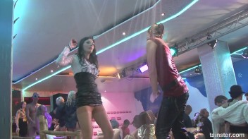 Winter WonderBang Part 3 - Cam 4 Screencap 11 on www.sinx.com
