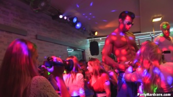 Party Hardcore Gone Crazy Vol. 13 Part 4 - Cam 1 Screencap 24 on www.sinx.com