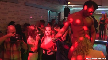 Party Hardcore Gone Crazy Vol. 13 Part 4 - Cam 1 Screencap 25 on www.sinx.com