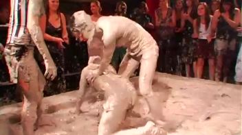 Hard-Bodied Babes Enter The Mud Pit Screencap 21 on www.sinx.com