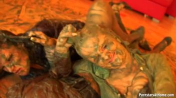 Eurobabes Wet And Messy Paint Party Screencap 109 on www.sinx.com