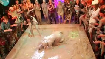 Dionne vs. Lucy Cornet Screencap 27 on www.sinx.com