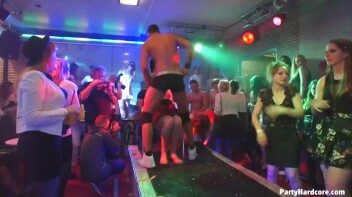 Party Hardcore Gone Crazy Vol. 35 Part 5 - Cam 1 Screencap 43 on www.sinx.com