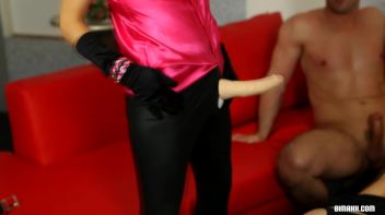 Bisexual Bunnies In Wedding Heat Part 2 Screencap 18 on www.sinx.com