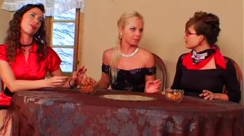 A Wild Fourway Sex Session Screencap 4 on www.sinx.com