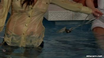 Captive Wetlook Fun Screencap 37 on www.sinx.com