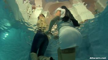 Captive Wetlook Fun Screencap 43 on www.sinx.com