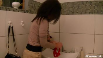 Beauties In The Tub In Fully Clothed Scrub-Down Screencap 4 on www.sinx.com