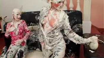 Hot Frosted Superbabes Screencap 117 on www.sinx.com