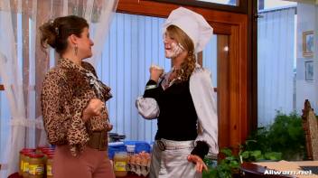 Furious Female Food Fight Screencap 18 on www.sinx.com