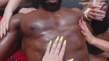 Summer Party Hardcore Part 1 - Main Edit Screencap 45 on www.sinx.com