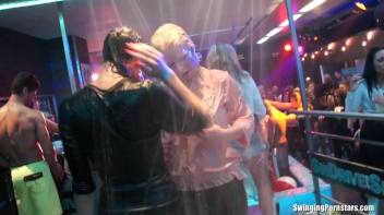 Summer Jam Bang Part 1 - Lesbo Cam Screencap 84 on www.sinx.com