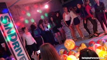 Summer Jam Bang Part 1 - Lesbo Cam Screencap 21 on www.sinx.com