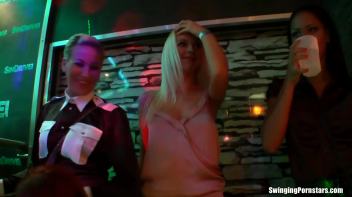 Summer Jam Bang Part 1 - Lesbo Cam Screencap 23 on www.sinx.com