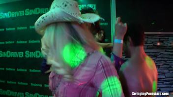 Summer Jam Bang Part 1 - Lesbo Cam Screencap 75 on www.sinx.com