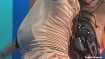 Bikini Beach Balls Part 3 - Cam 4 Screencap 3 on www.sinx.com