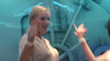 Spectacular wetlook dancing Screencap 5 on www.sinx.com