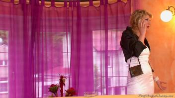 Purse Pissing, Threesome Fills Purse With Piss Screencap 2 on www.sinx.com