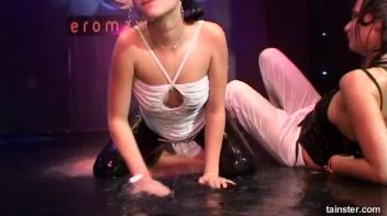 Pussy Casino Part 3 - Shower Cam Screencap 104 on www.sinx.com