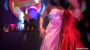 Pussy Casino Part 3 - Shower Cam Screencap 70 on www.sinx.com