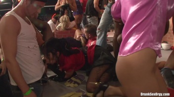 Hard Hat Hos Part 2 - Cam 2 Screencap 2 on www.sinx.com