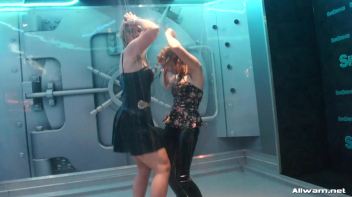 Shower Dancing Screencap 15 on www.sinx.com