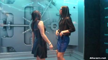 Shower Dancing Screencap 53 on www.sinx.com