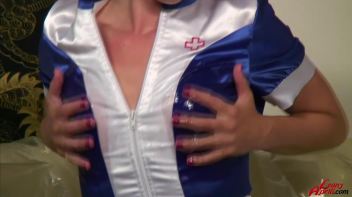 Nursing Herself To Sloppy Satisfaction Screencap 118 on www.sinx.com