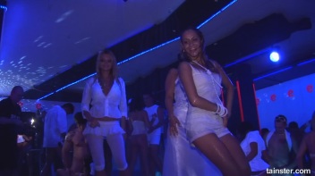 White Sensation Part 5 - Cam 4 Screencap 19 on www.sinx.com