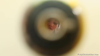 Come On In And Rock My World Screencap 6 on www.sinx.com