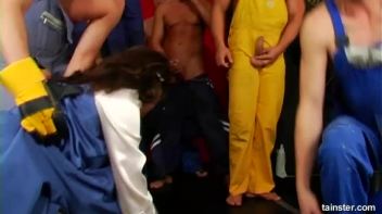 Quarts of the Finest Yellow Juice Screencap 33 on www.sinx.com