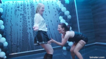 Wet And Working It!  Cuties Shake It Up! Screencap 61 on www.sinx.com