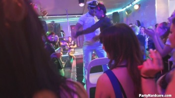 Party Hardcore Gone Crazy Vol. 32 Part 5 - Cam 2 Screencap 40 on www.sinx.com