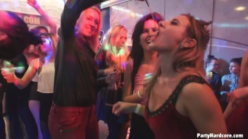Party Hardcore Gone Crazy Vol. 32 Part 5 - Cam 2 Screencap 55 on www.sinx.com