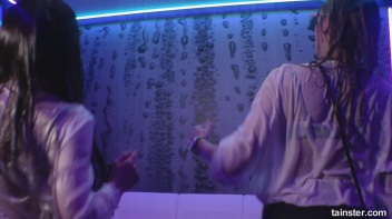 Wet And Messy Amateur Hotness Screencap 74 on www.sinx.com