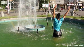 Hunny's Wet And Messy Fountain Romp Screencap 21 on www.sinx.com